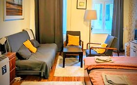 Anna'S Place